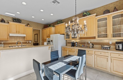 Folsom House | Elegant and Spacious Luxury Folsom Home, 3 BD/2BA