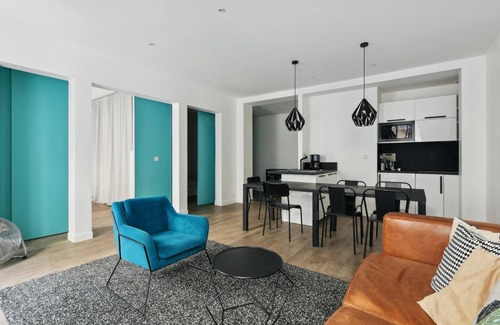 Quartier de la Place-Vendome Apartment | Elegant apt in Concorde district of Paris