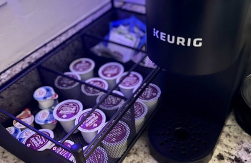 Lindridge-Martin Manor Apartment | Elegant Apt w/Free Parking Ideal For Long Stays!