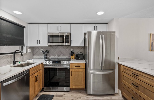 Belle Vista Condo | Elegant Escape | St. Pete Beachfront Gem