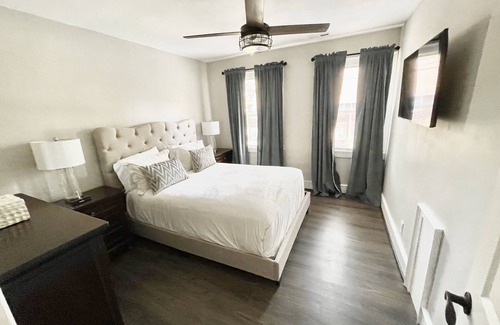 Norfolk House | Elegant Ghent home with chic décor and Modern amenities