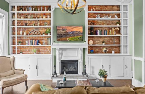 Old Louisville House | Elegant Manor w Private Yard & Modern Amenities