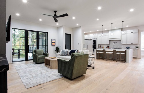 Lindridge-Martin Manor House | Elegant Spacious New Atlanta Home with Secret Room