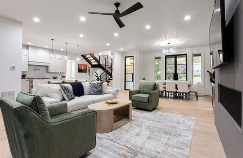 Lindridge-Martin Manor House | Elegant Spacious New Atlanta Home with Secret Room