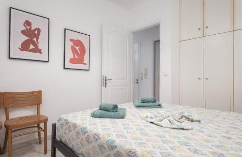 Ireon Apartment | Elegant studio by the beach in Ireon