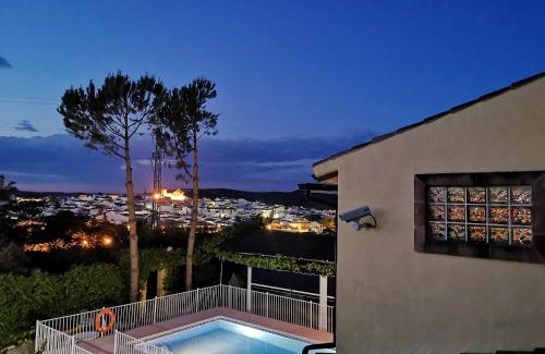 Palenciana Villa | Elegant Villa in Palenciana with Pool