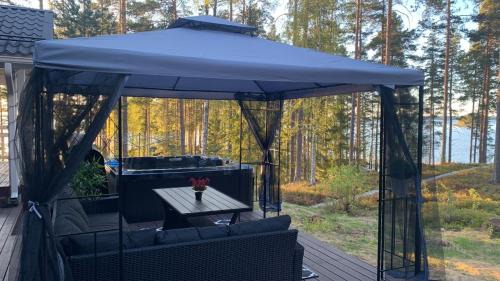 Lappeenranta Villa | Elegant villa on the shore of Lake Saimaa