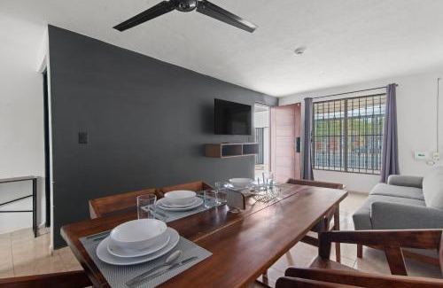 Merida House | Elegante Casa Completa. Merida, Yucatan/House MR