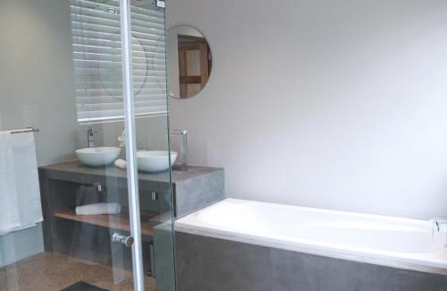 Bela-Bela Cabin | Elements Bush Lodge