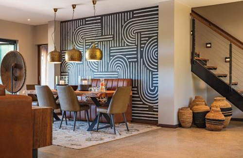 Belfast Cabin | Elephant Point