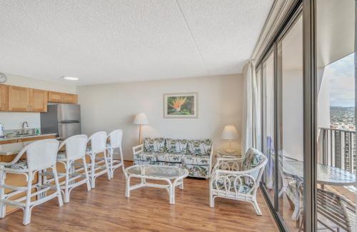 Waikiki Apartment | Elevated Condo with Diamond Head & Ocean Views, Steps from Waikiki Beach (13011)