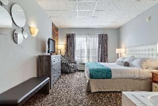 Historic Rapid City Hotel | Elevation Inn & Suites, Trademark Collection by Wyndham