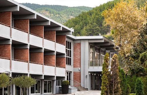 Old Town Hotel | Elisso