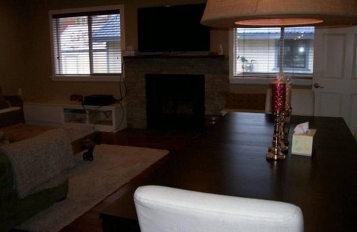 June Lake House | Elk House - 3 BR/2 BTH