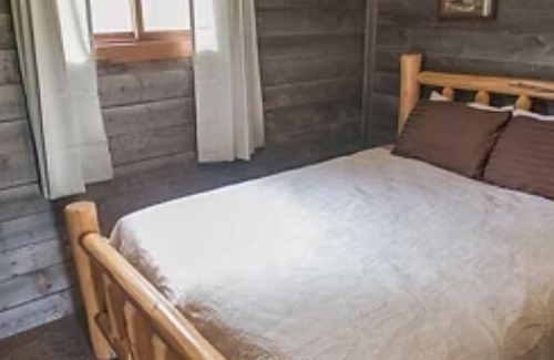 Lima Cabin | Elk Lane Cabin #1