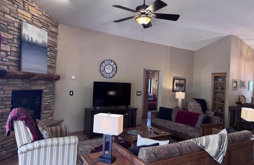 Sierra Pines House | Elk Run Escape