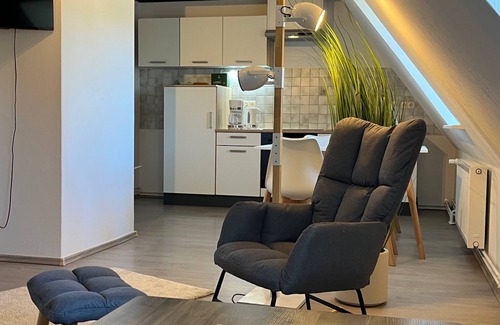 Ringsberg Apartment | Ella - under thatch, close to the beach, dogs allowed, garden