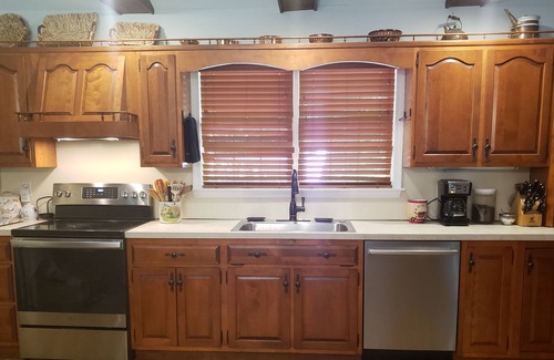 Granite House | Ellicott City Colonial / 45% Monthly Discounts