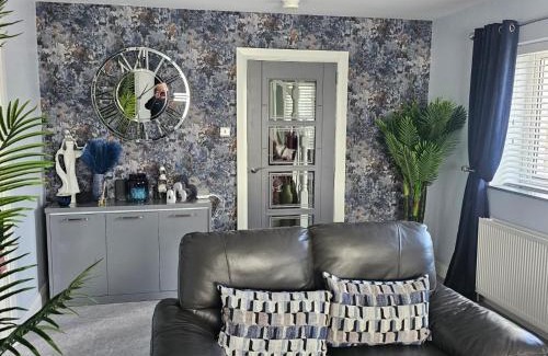 Enniskillen House | ELLIEMAYS