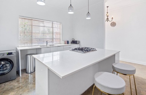 Durban North House | Ellis Park Drive 87 - Five Bedroom House, Sleeps 10