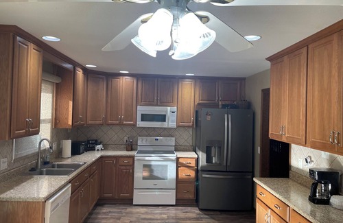 Jefferson City House | Elm Tree Oasis, 3-bedroom house in charming Jefferson City with AC, WiFi.