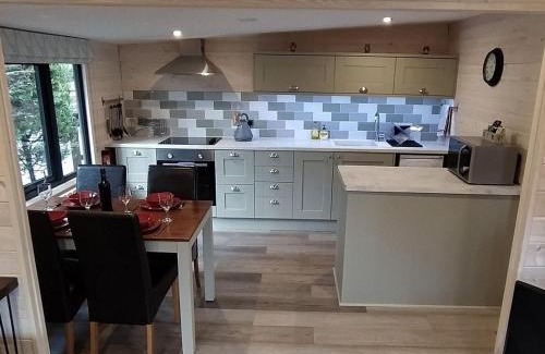 Skelwith Bridge House | Elterwater Neaum Crag