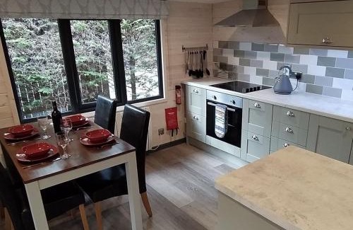 Skelwith Bridge House | Elterwater Neaum Crag