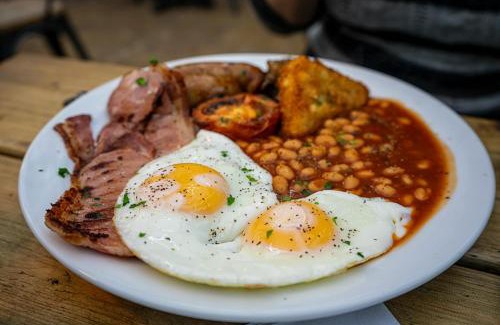 Blue Area Apartment | Elysium Sky-High Executive Apartments Luxury Stay Facing Centaurus Mall Islamabad