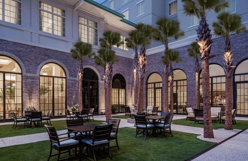 Charleston Hotel | Embassy Suites by Hilton Charleston Harbor Mt. Pleasant