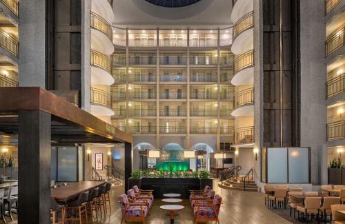El Paso Hotel | Embassy Suites by Hilton El Paso