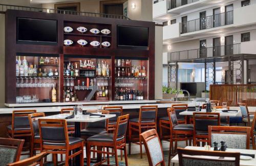 White Station Hotel | Embassy Suites by Hilton Memphis East Germantown Area