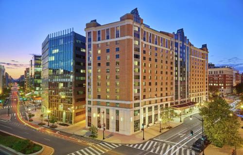Downtown Washington D.C. Hotel | Embassy Suites by Hilton Washington DC Convention Center