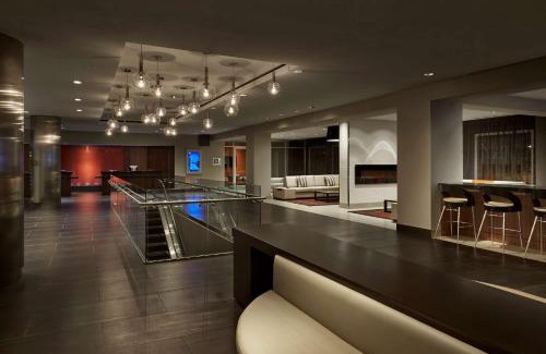 Friendship Heights Hotel | Embassy Suites by Hilton Washington DC Chevy Chase Pavilion