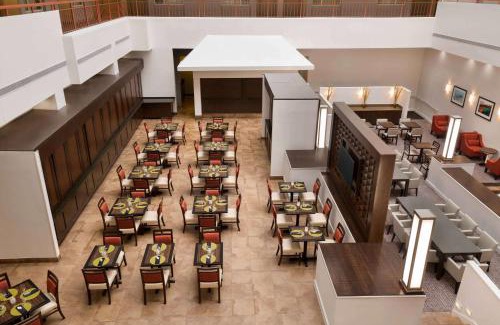 Linthicum Heights Hotel | Embassy Suites by Hilton Baltimore at BWI Airport