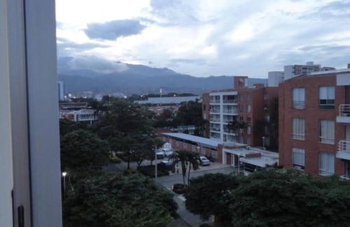 Cali Apartment | Emdoralahouse