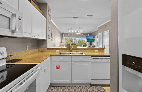 Frangista Beach Condo | Emerald Waters 206 - Private Beach Access, Community Pool, Hot Tub, Near Dining!