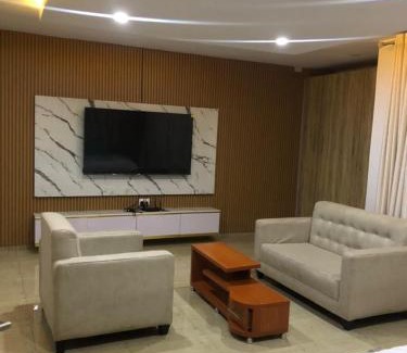 Ibadan Apartment | EmeraldSuites Timilehin Court Alalubosa GRA