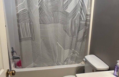 Hardeeville House | Emergency crews this is for you. 2 bedrooms with shared bathroom.