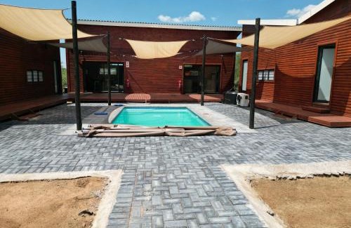 Leeupoort House | Emintha Log House