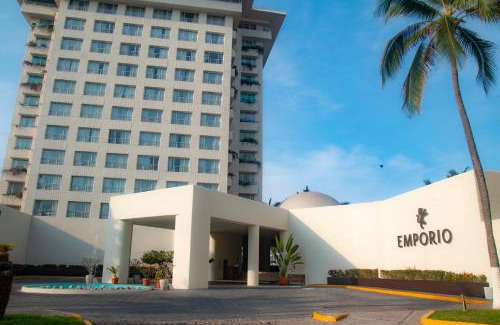 Ixtapa Hotel | Emporio Ixtapa - with Optional All Inclusive