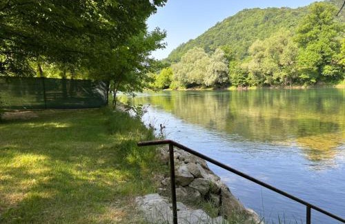Mali Radic Villa | EMRAH RIVER UNA