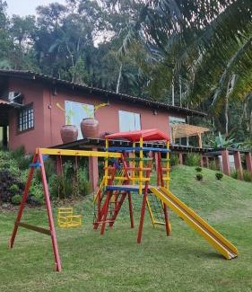 Pomerode Ski Chalet | Encantador Chalé em meio a Natureza para 4 pessoas