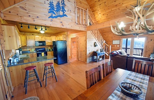 Morganton Cabin | Enchanted Lookout Lodge | 3 Bed, 3 Bath