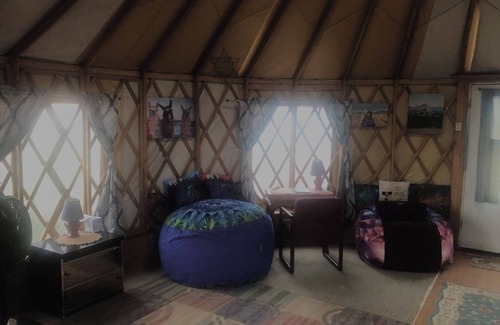 Agua Fria Resort | Enchanted yurt with amazing views and llamas too