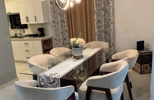 Ensanche Ozama House | Enchanting 3-bedroom house with AC in Santo Domingo, 25 minutes from airport.