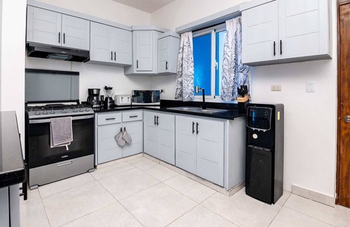 Gaspar Hernandez Villa | enchanting ocean view oasis