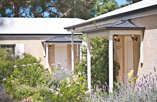 Encounter Bay House | Encounter Hideaway Cottages