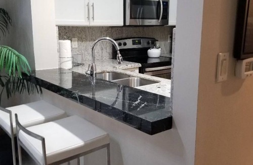 Sunny Isles Beach Condo | Endless Ocean view from this ocean Front condo 2bed/2.5 bath