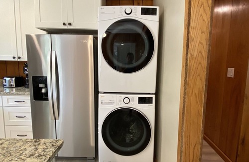 Sharps Chapel House | Endless Summer - Norris Lake Home