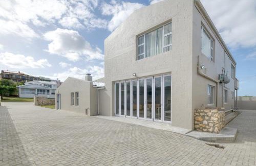 Struisbaai House | Engel